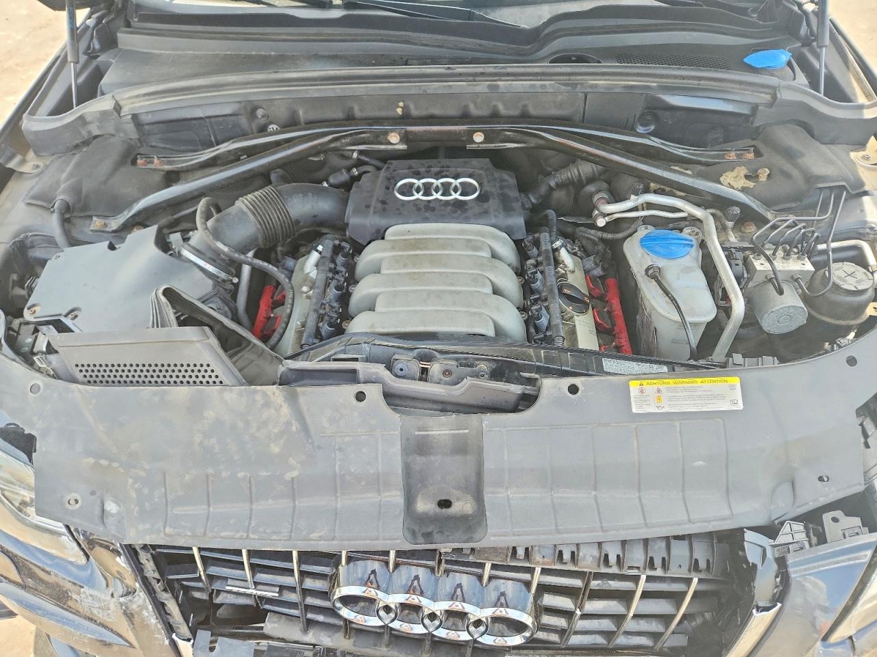 2012 AUDI Q5 Premium Plus