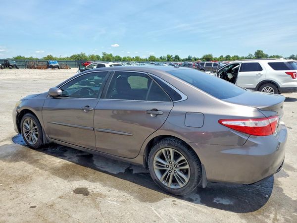 2015 TOYOTA CAMRY