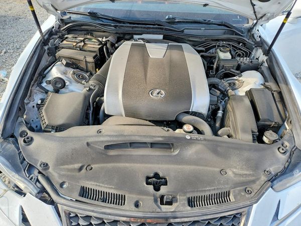 2018 LEXUS IS