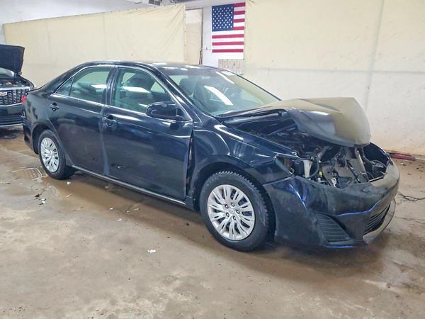 2013 TOYOTA CAMRY