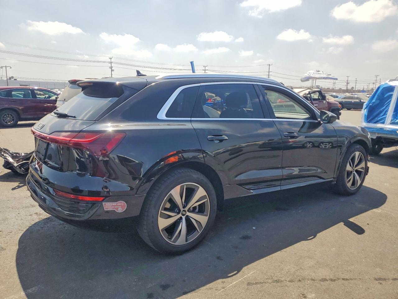 2024 AUDI Q8 E-TRON quattro Premium Plus
