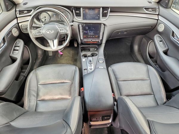 2023 INFINITI QX50 Luxe