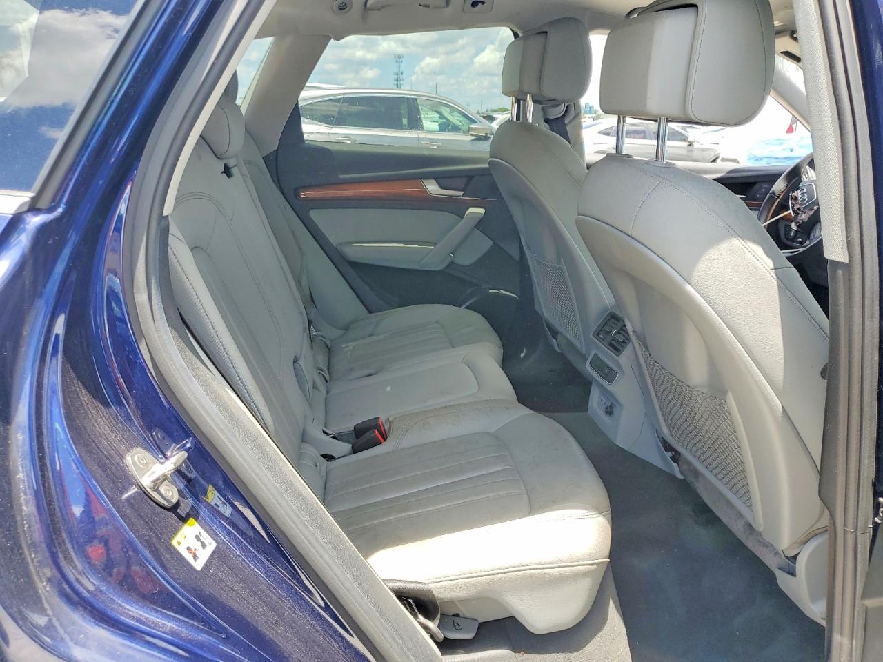 2021 AUDI Q5 quattro Premium