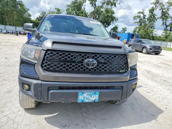 2018 TOYOTA TUNDRA SR/SR5