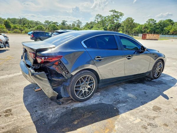2024 MAZDA 3 Select Sport Package