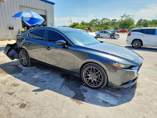 2024 MAZDA 3 Select Sport Package