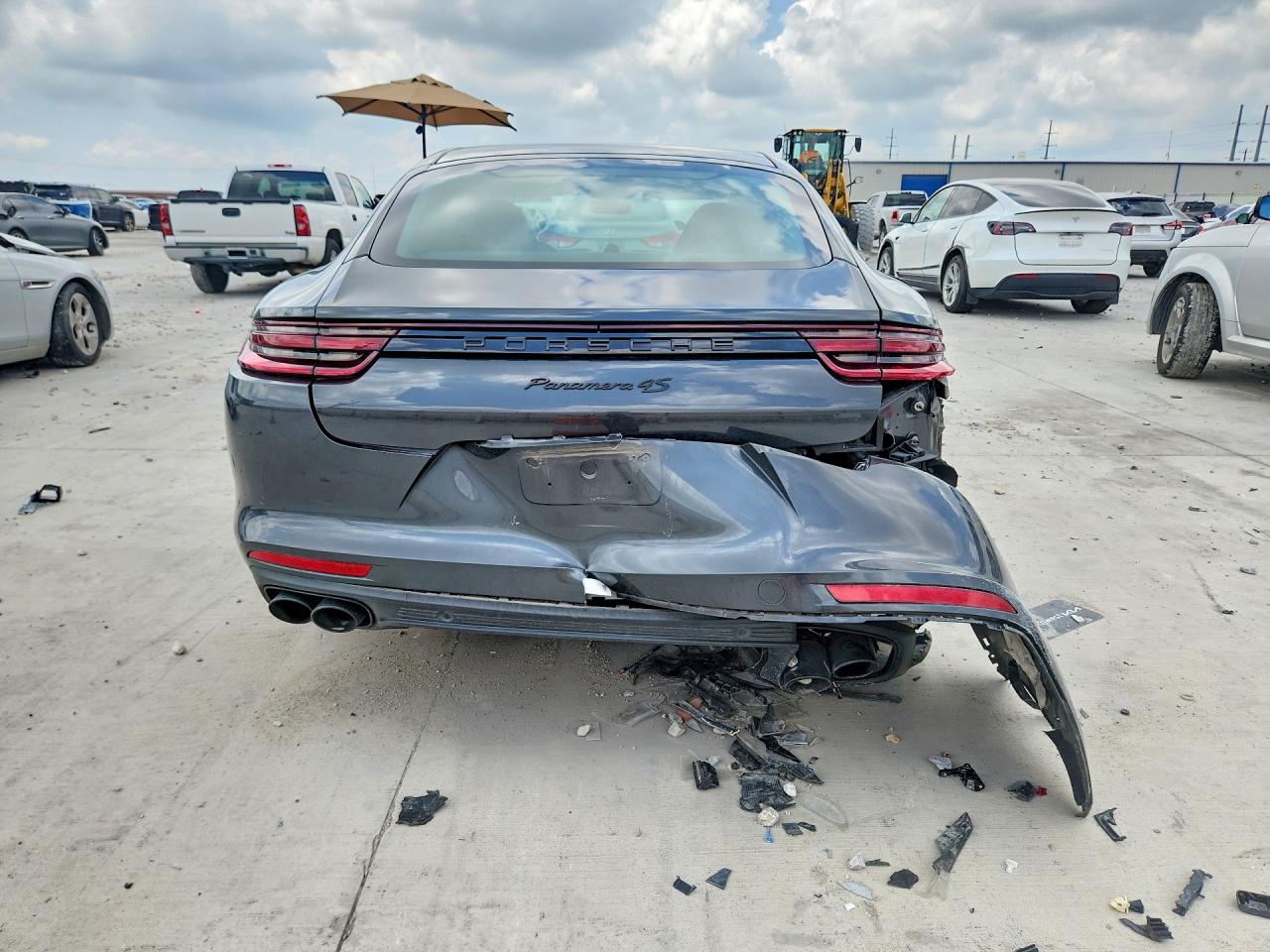 2018 PORSCHE PANAMERA 4S