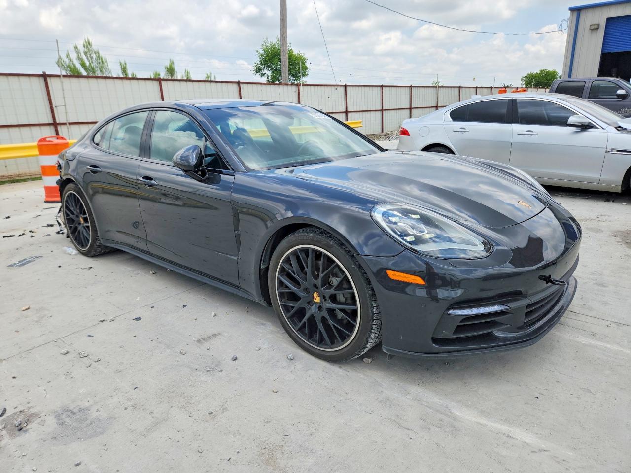 2018 PORSCHE PANAMERA 4S