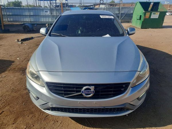 2017 VOLVO S60 Dynamic