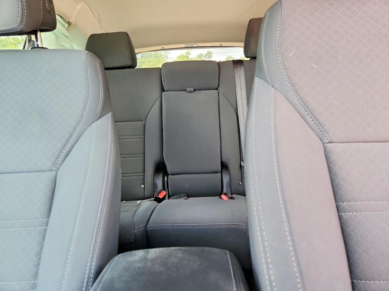 2017 KIA SORENTO L, LX