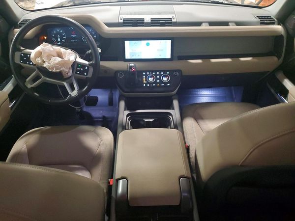 2020 LAND ROVER DEFENDER 110 SE