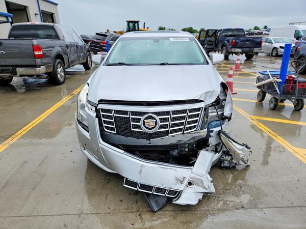 2013 CADILLAC XTS