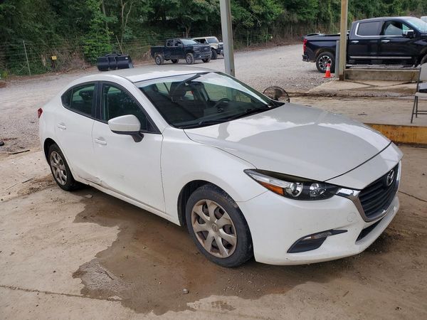 2017 MAZDA 3