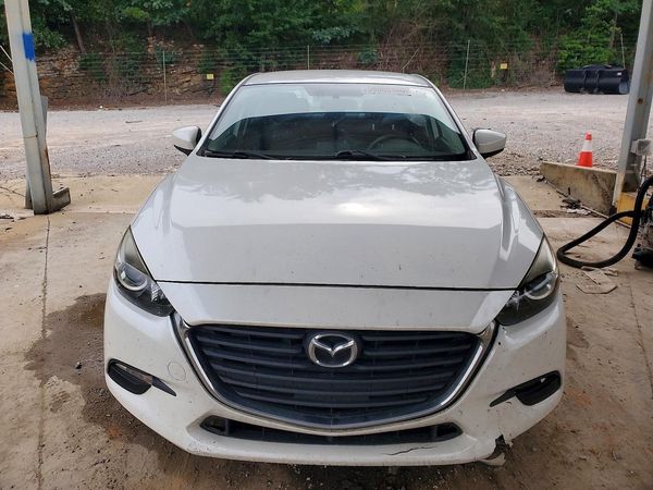 2017 MAZDA 3