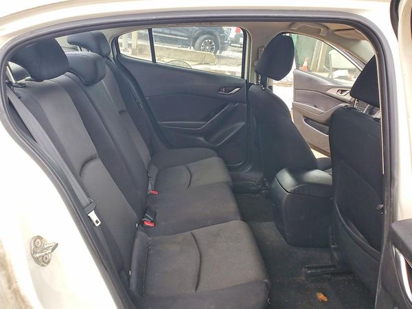 2017 MAZDA 3