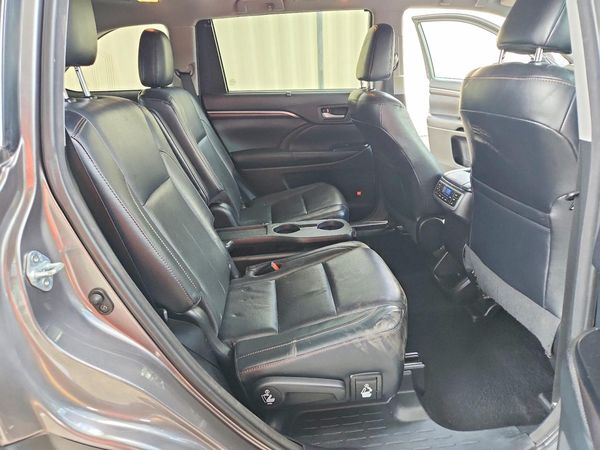2021 TOYOTA HIGHLANDER Base/Hybrid