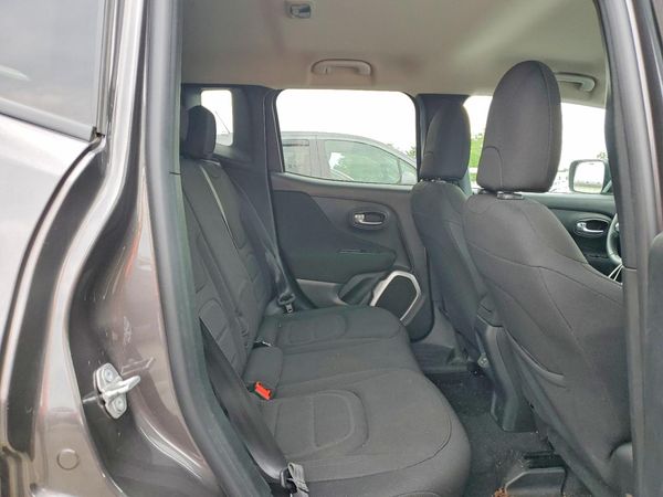 2019 JEEP RENEGADE LATITUDE 4X2
