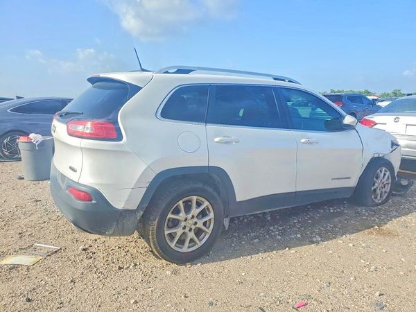2016 JEEP CHEROKEE LATITUDE FWD