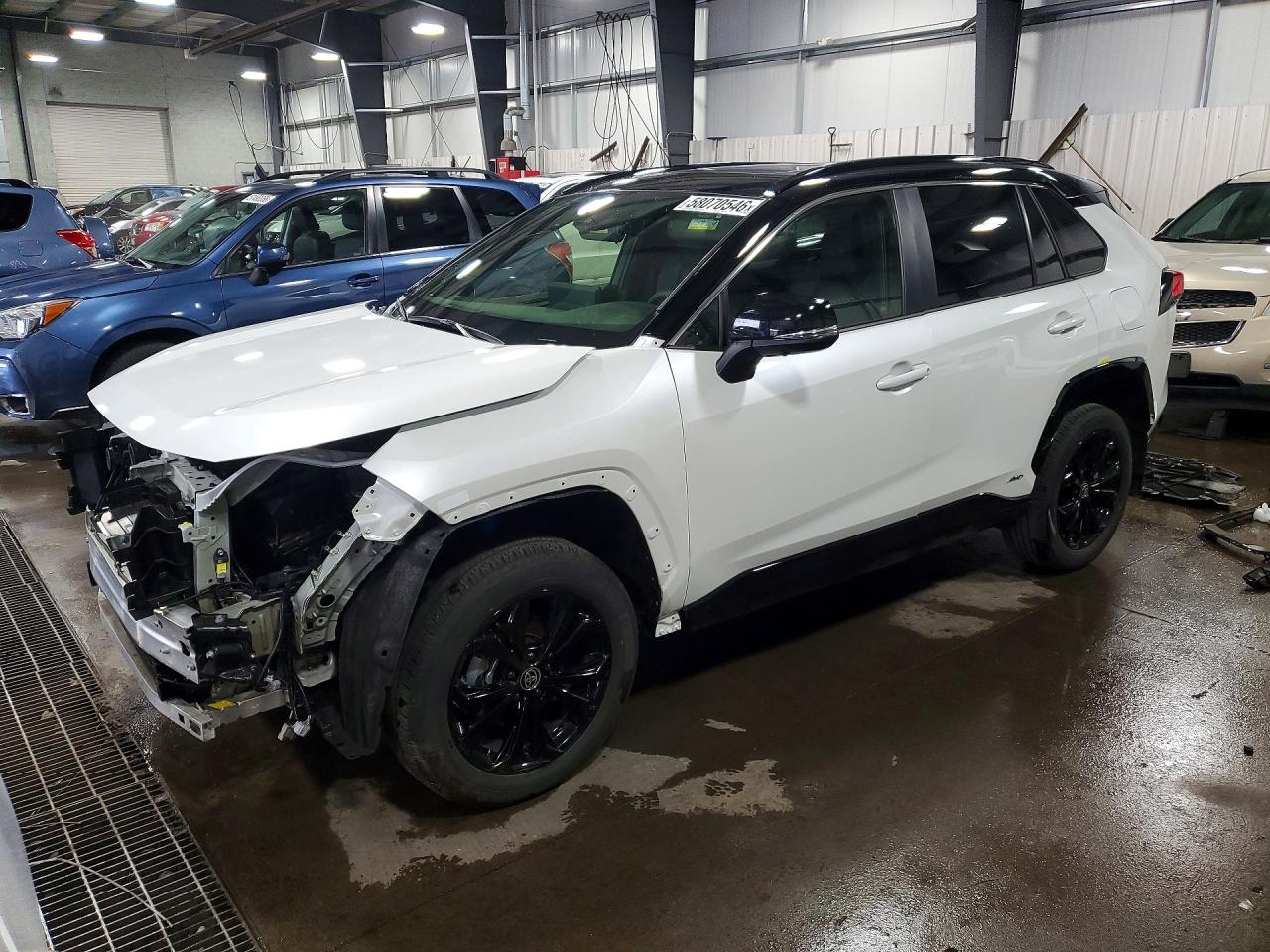 2025 TOYOTA RAV4 XSE