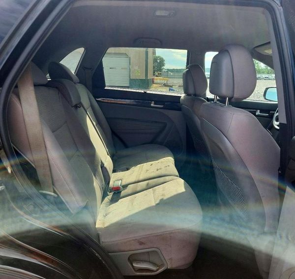2015 KIA SORENTO GL