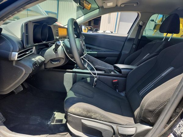 2021 HYUNDAI ELANTRA Blue
