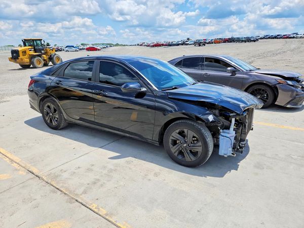 2021 HYUNDAI ELANTRA Blue