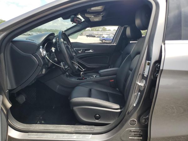 2018 MERCEDES-BENZ GLA GLA250