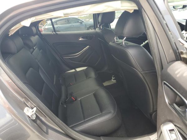 2018 MERCEDES-BENZ GLA GLA250