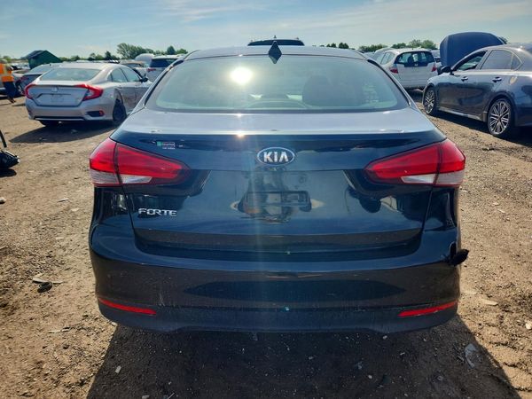 2018 KIA FORTE LX Pop,S,EX