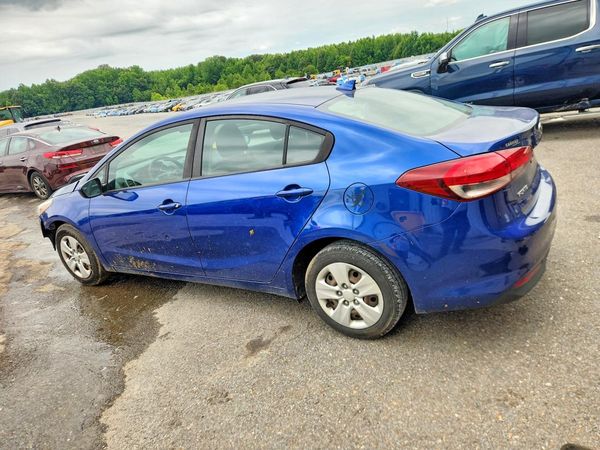 2018 KIA FORTE LX Base