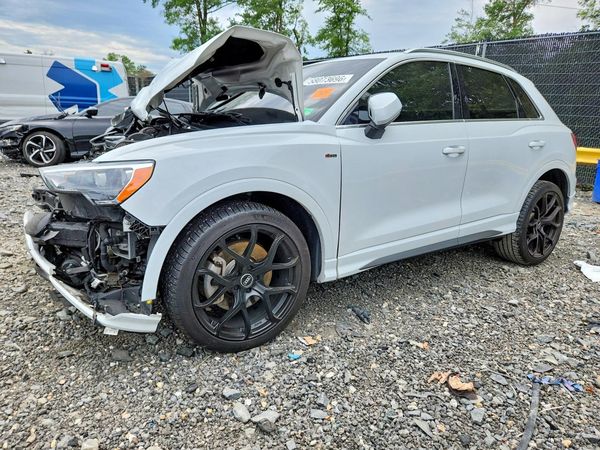 2021 AUDI Q3 S Line quattro Premium