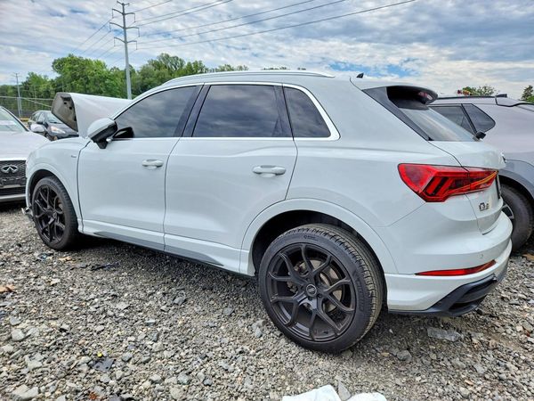 2021 AUDI Q3 S Line quattro Premium