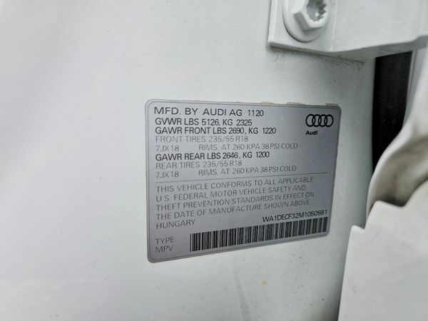 2021 AUDI Q3 S Line quattro Premium