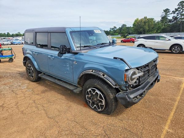 2023 FORD BRONCO