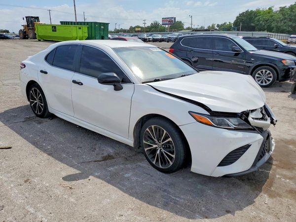 2020 TOYOTA CAMRY