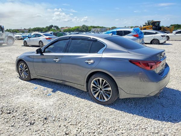 2022 INFINITI Q50 LUXE
