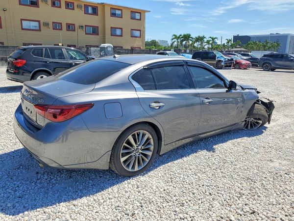 2022 INFINITI Q50 LUXE