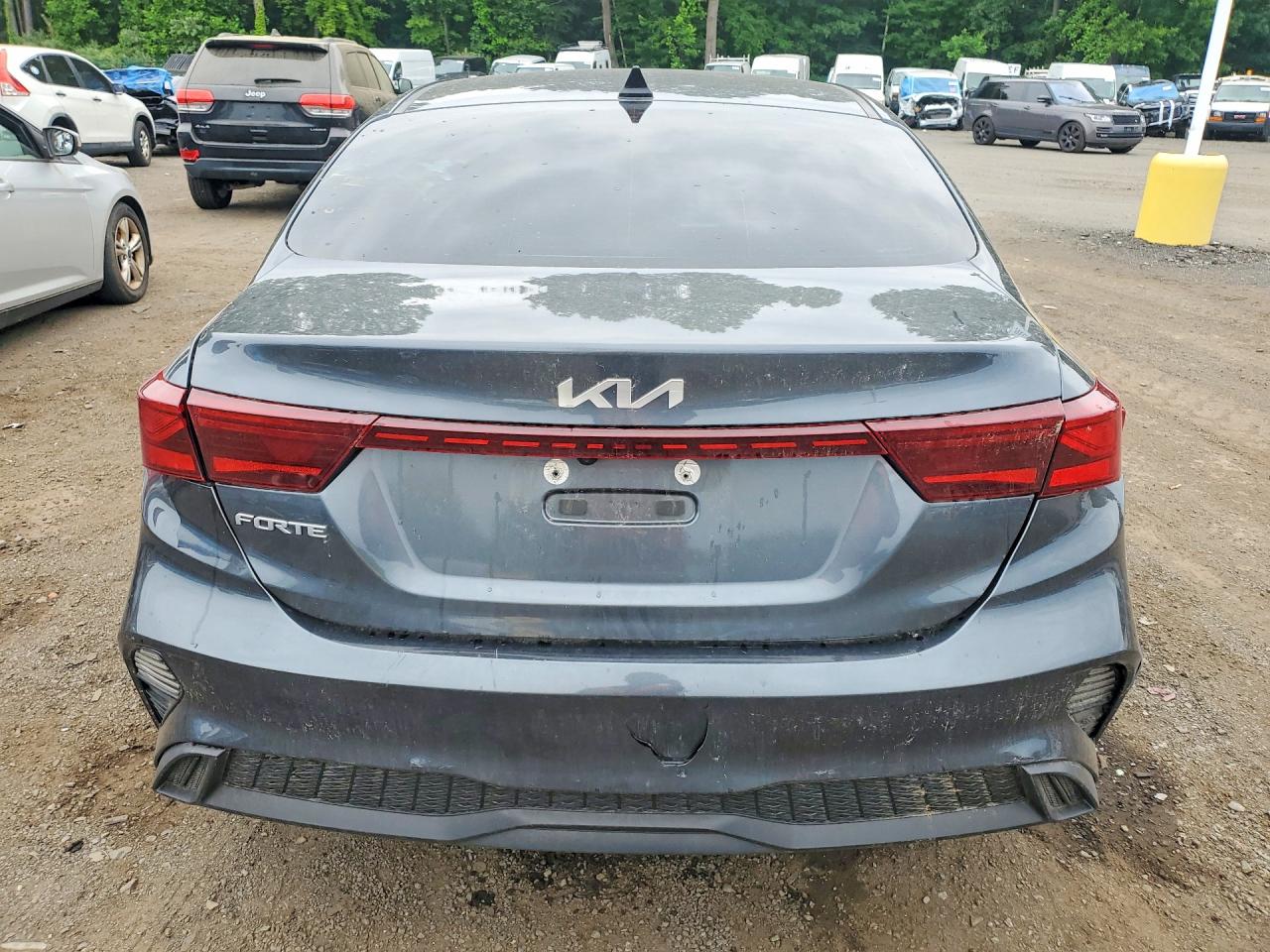 2022 KIA FORTE FE, LXS