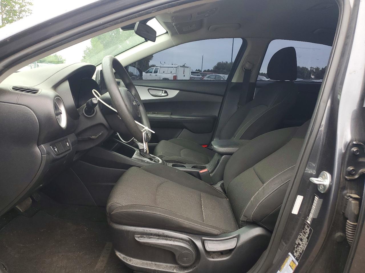 2022 KIA FORTE FE, LXS