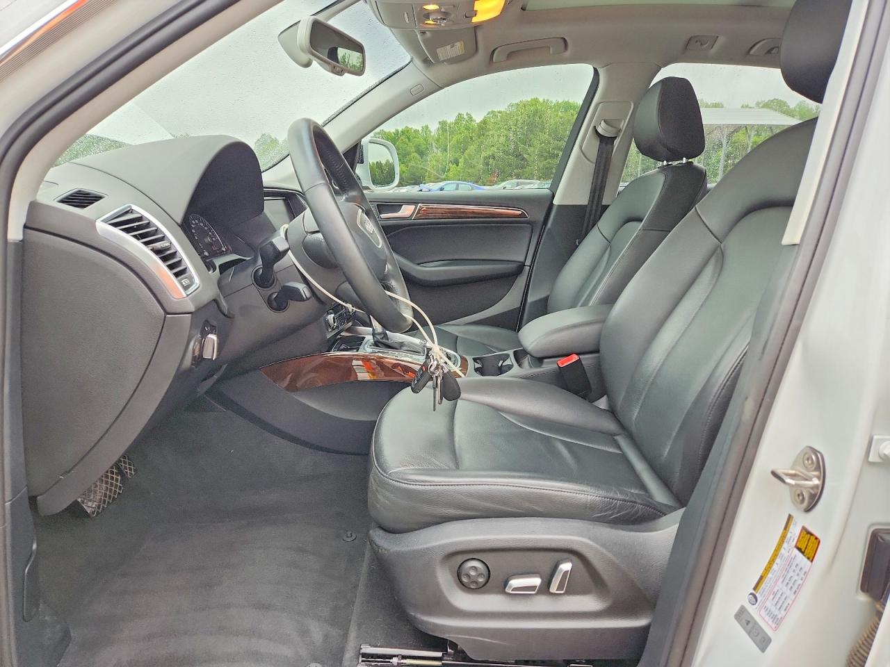 2017 AUDI Q5 quattro Premium Plus