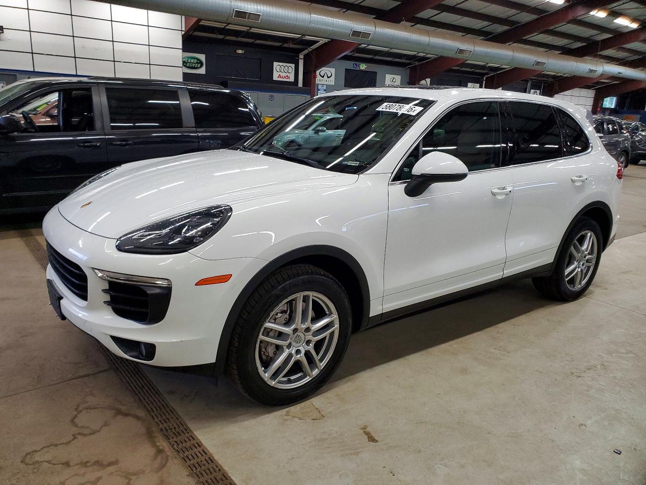 2015 PORSCHE CAYENNE