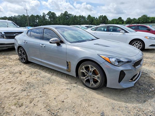 2021 KIA STINGER Base