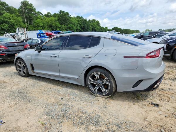 2021 KIA STINGER Base