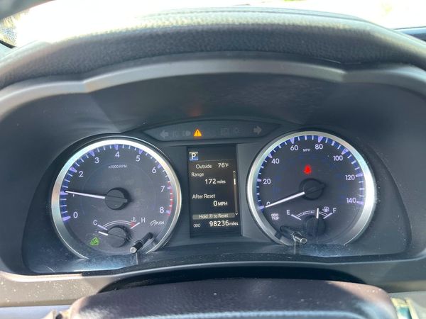 2018 TOYOTA HIGHLANDER LE/LE Plus