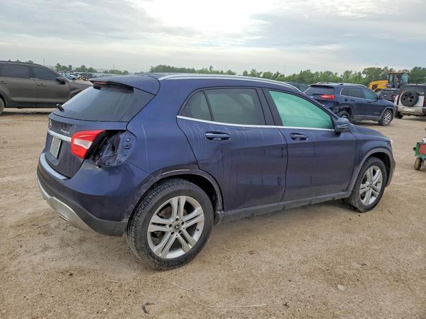 2018 MERCEDES-BENZ GLA GLA250-4M