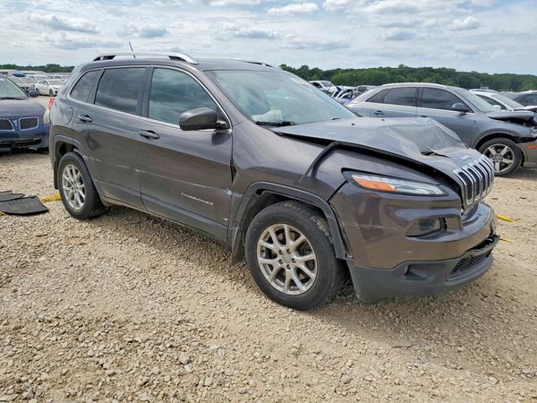 2017 JEEP CHEROKEE LATITUDE 4X4