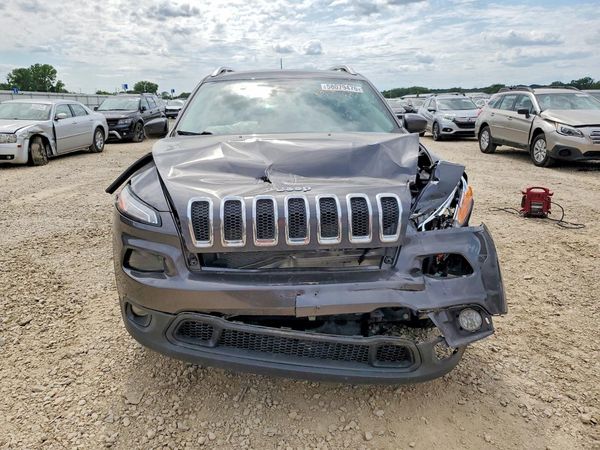 2017 JEEP CHEROKEE LATITUDE 4X4
