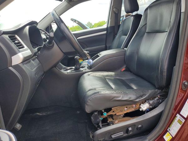 2015 TOYOTA HIGHLANDER Base/Hybrid — DENT