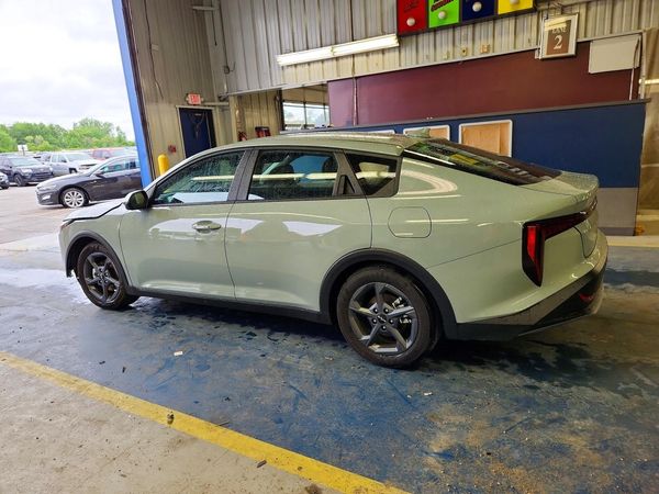 2026 KIA K4 LX, LXS