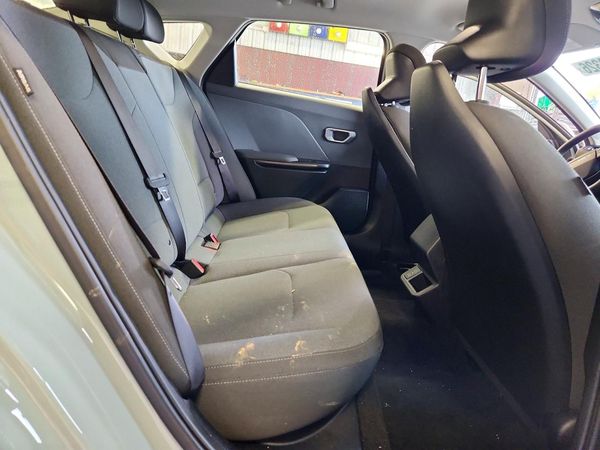 2026 KIA K4 LX, LXS
